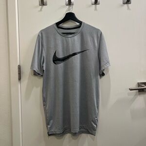 Nike Men Tshirt S